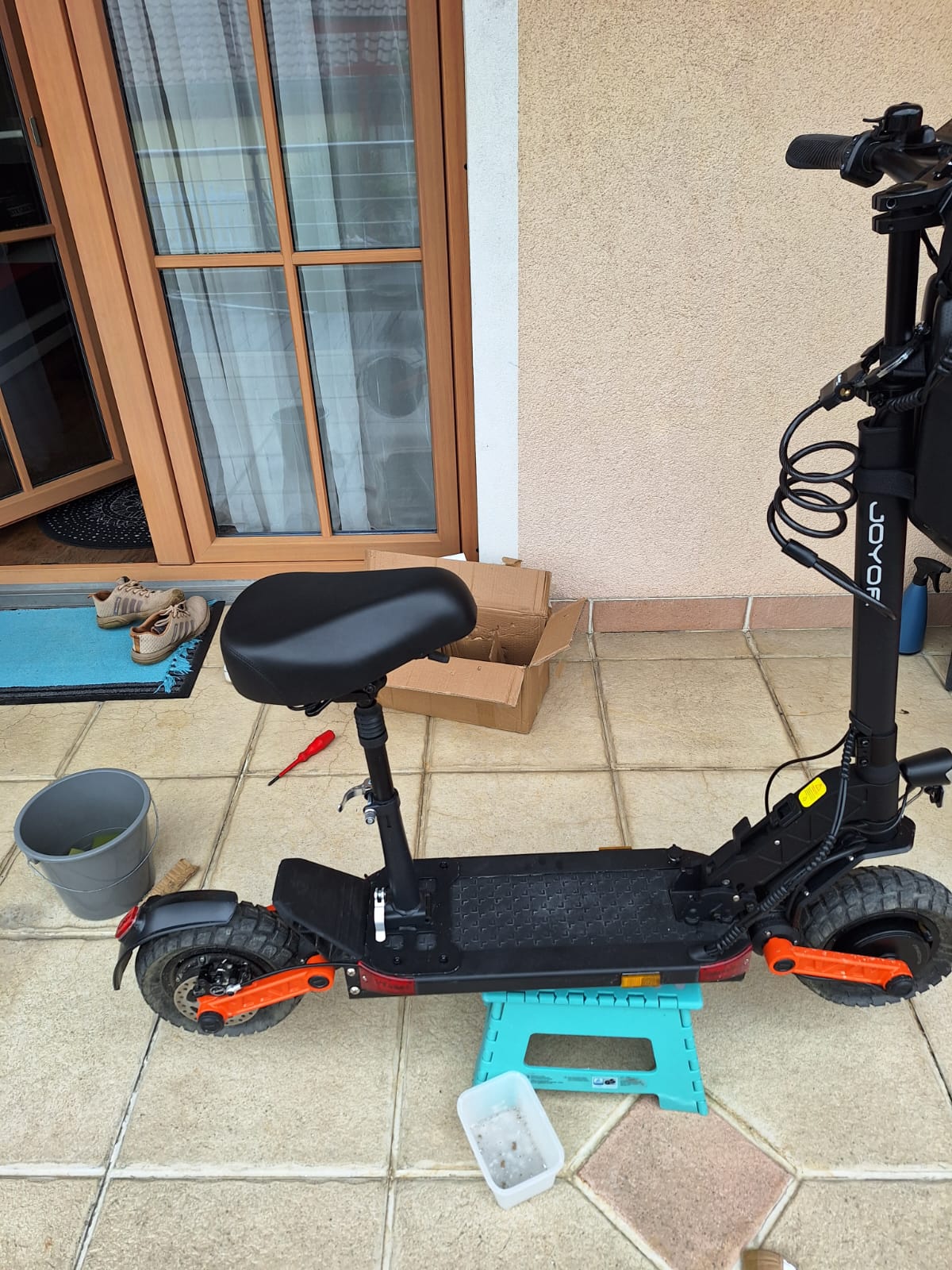 JOYOR electric scooter seat complete set (including screws and nuts)