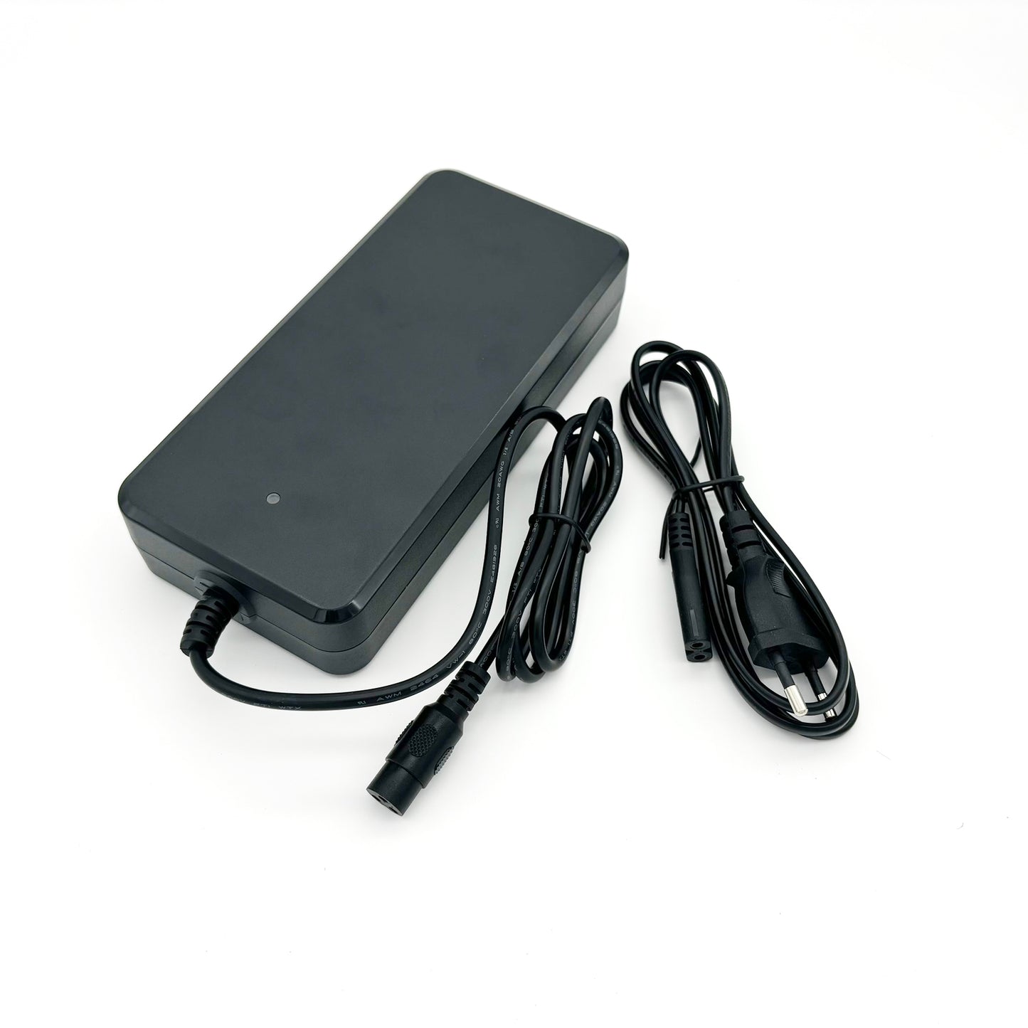 48V Electric Scooter Fast Charger (3A)/48V-Schnellladegerät für Elektroroller (3A)